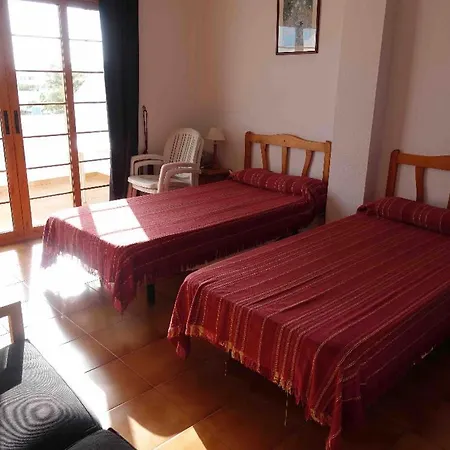 Studio Apartment, Garden City 公寓 *